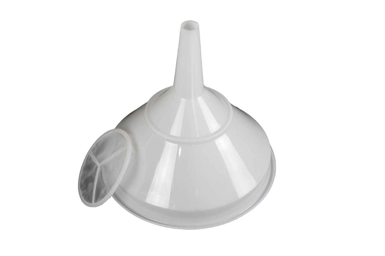Large Plastic Funnel with Strainer